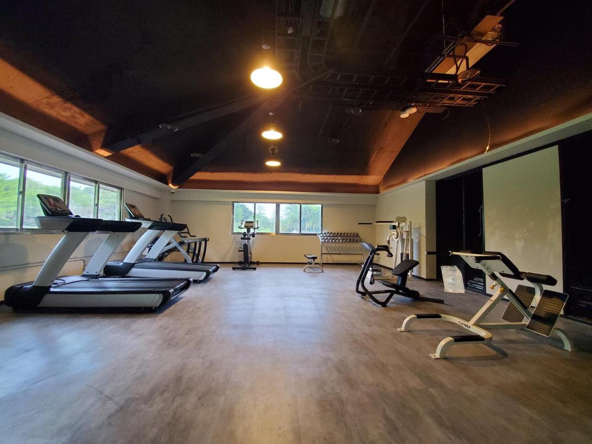 Parkview Hotels & Resorts Hualien Extérieur photo The gym at the hotel