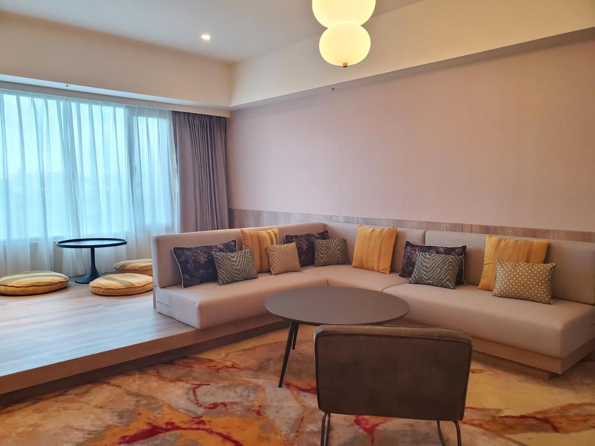 Parkview Hotels & Resorts Hualien Extérieur photo A living room in a hotel